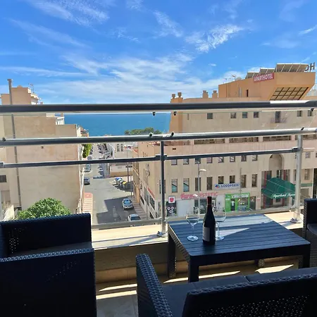 Horizon Santa Monica Apartment